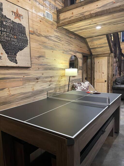 The Big Tex Luxury Cabin Is Epic Broken Bow Εξωτερικό φωτογραφία