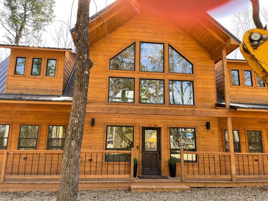 The Big Tex Luxury Cabin Is Epic Broken Bow Εξωτερικό φωτογραφία