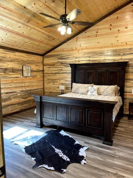 The Big Tex Luxury Cabin Is Epic Broken Bow Εξωτερικό φωτογραφία
